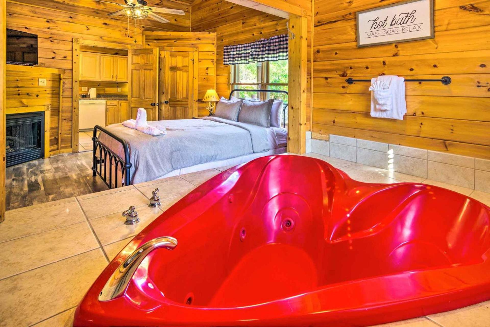 Dog Friendly, Romantic Mtn Getaway Hot Tub Pool Gatlinburg Extérieur photo